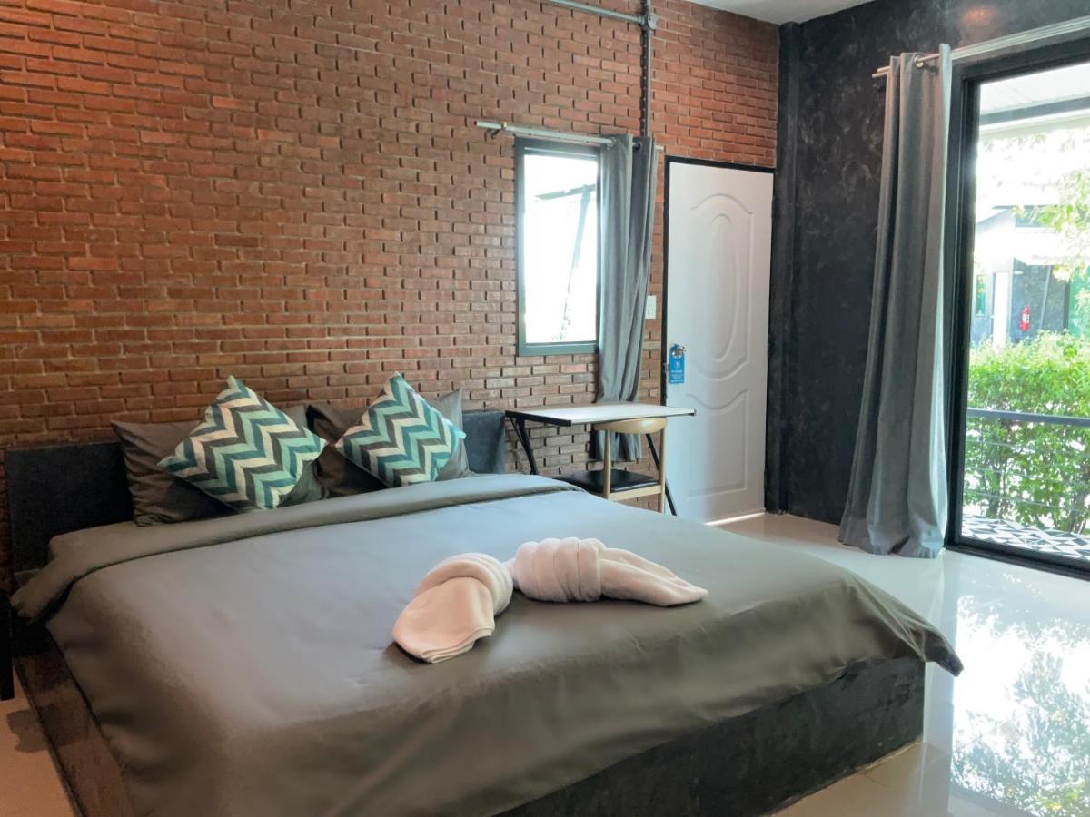 Baan Tonjaeng Resort Chai Nat Екстериор снимка