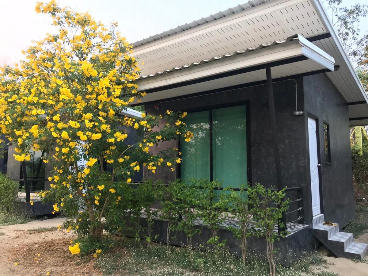Baan Tonjaeng Resort Chai Nat Екстериор снимка
